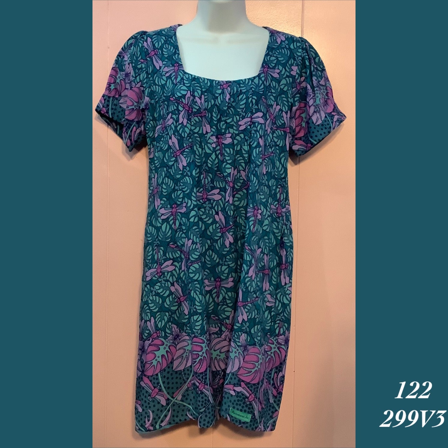 122X - 299V3 , Pleated sleeved dress with pockets plus size
