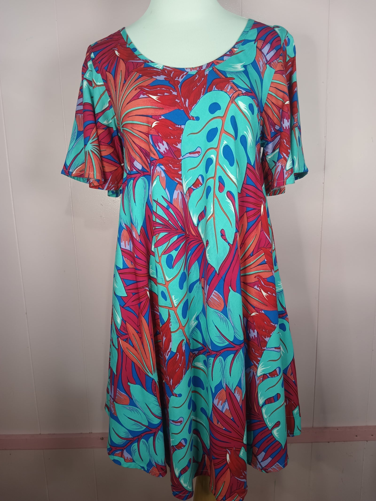 1208 - 352PQ1, Sleeved Swing Tank Dress with Pockets