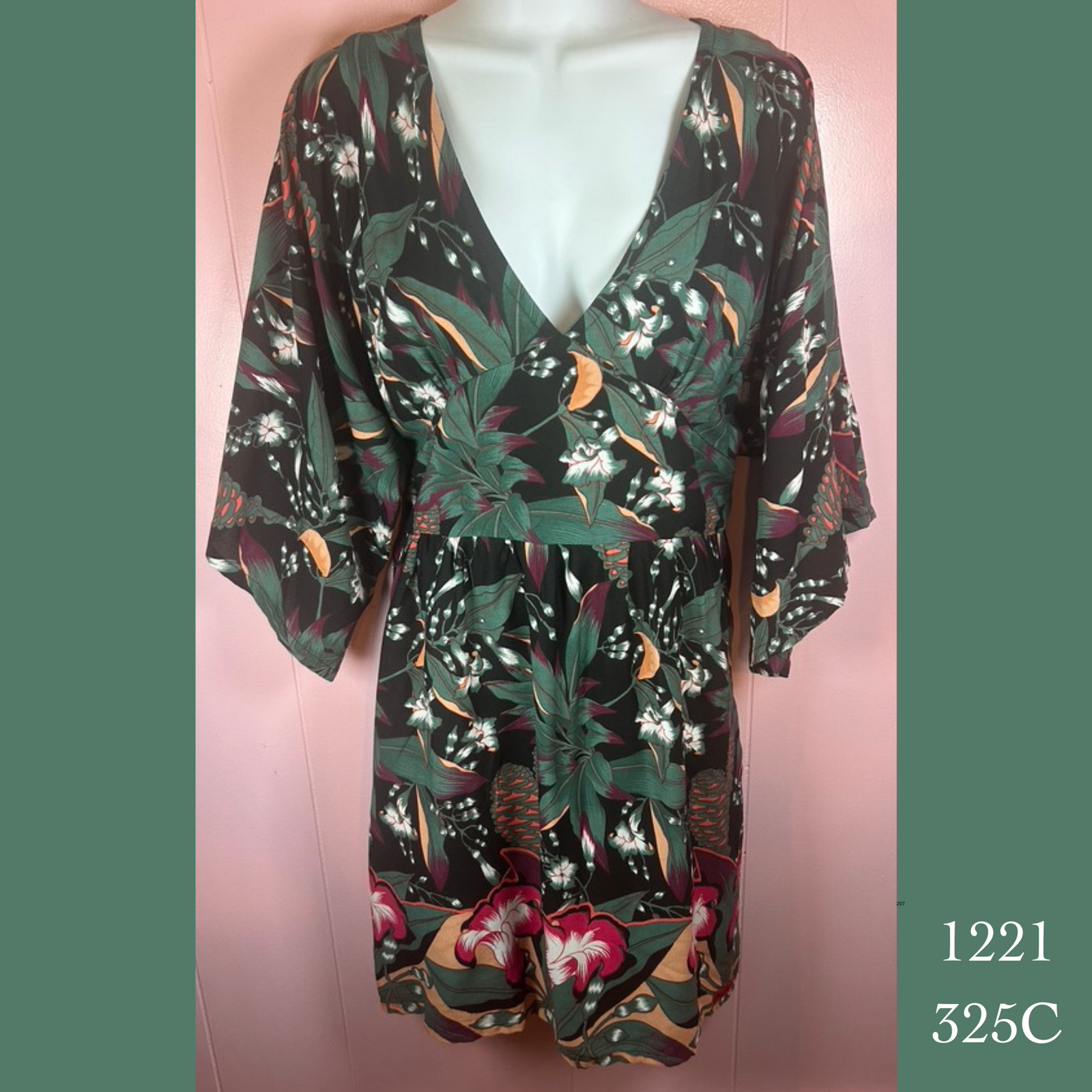 1221 - 325C , 3/4 sleeve cross front dress with pockets