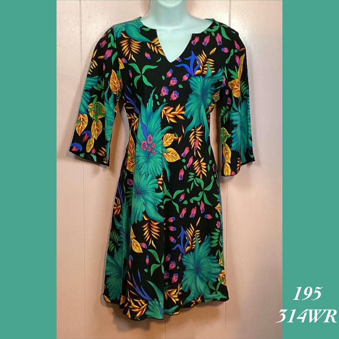 195 - 314WR , Tunic dress with 3/4 sleeve