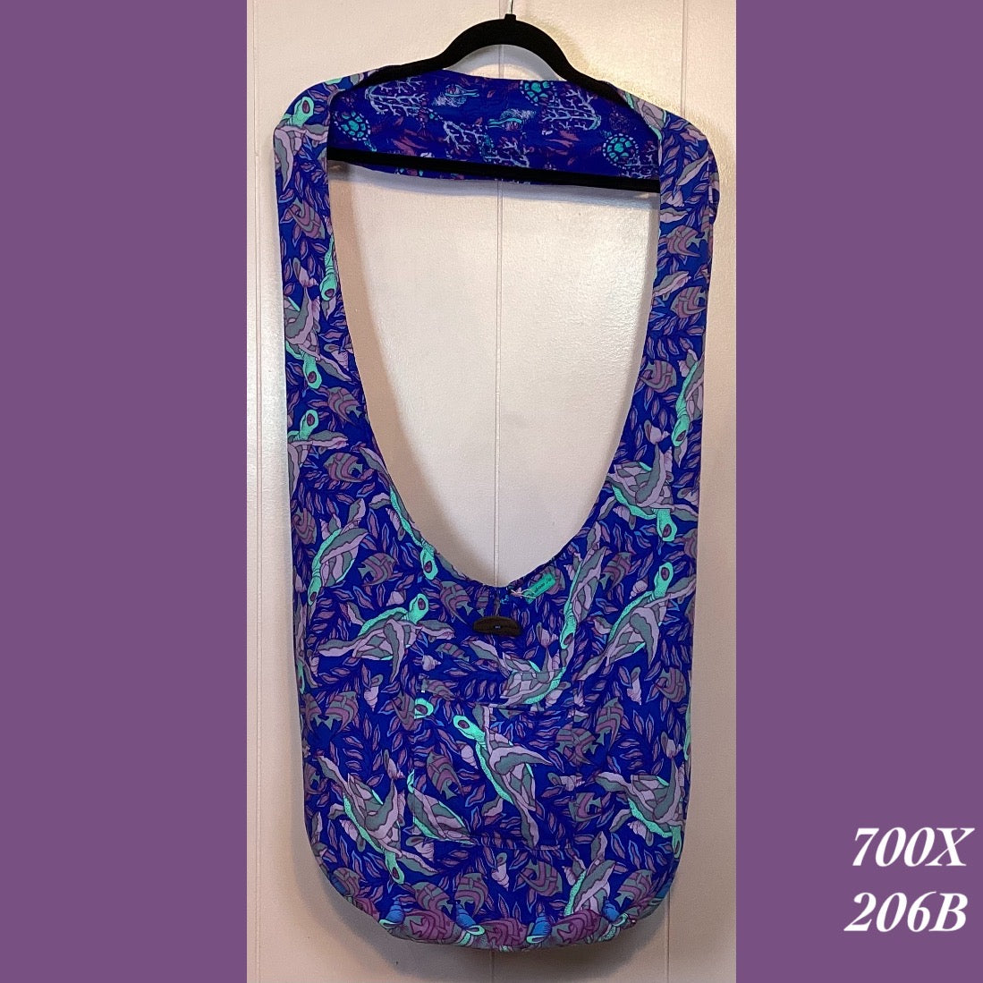 700X - 206B , Reversible bag with zippered pocket both sides plus size