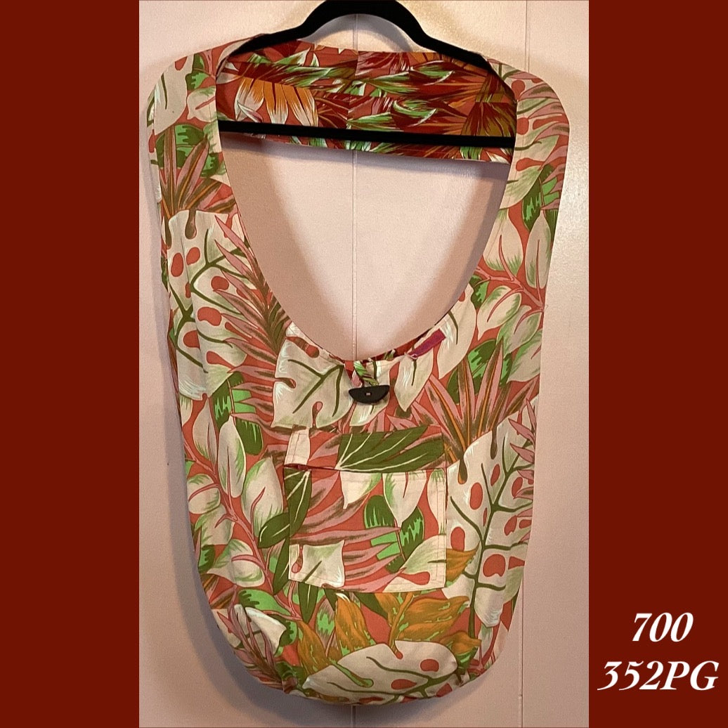 700 - 352PG , Reversible bag with zipper pockets on both sides