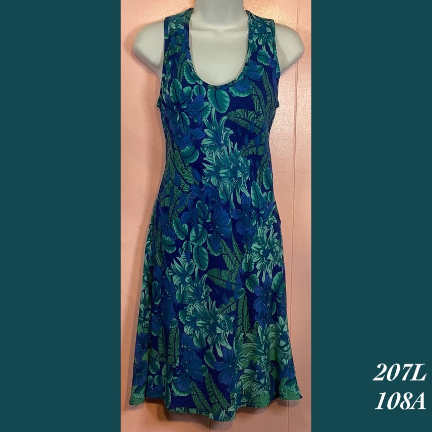 207LX - 108A , Relaxed fit pocket dress plus size