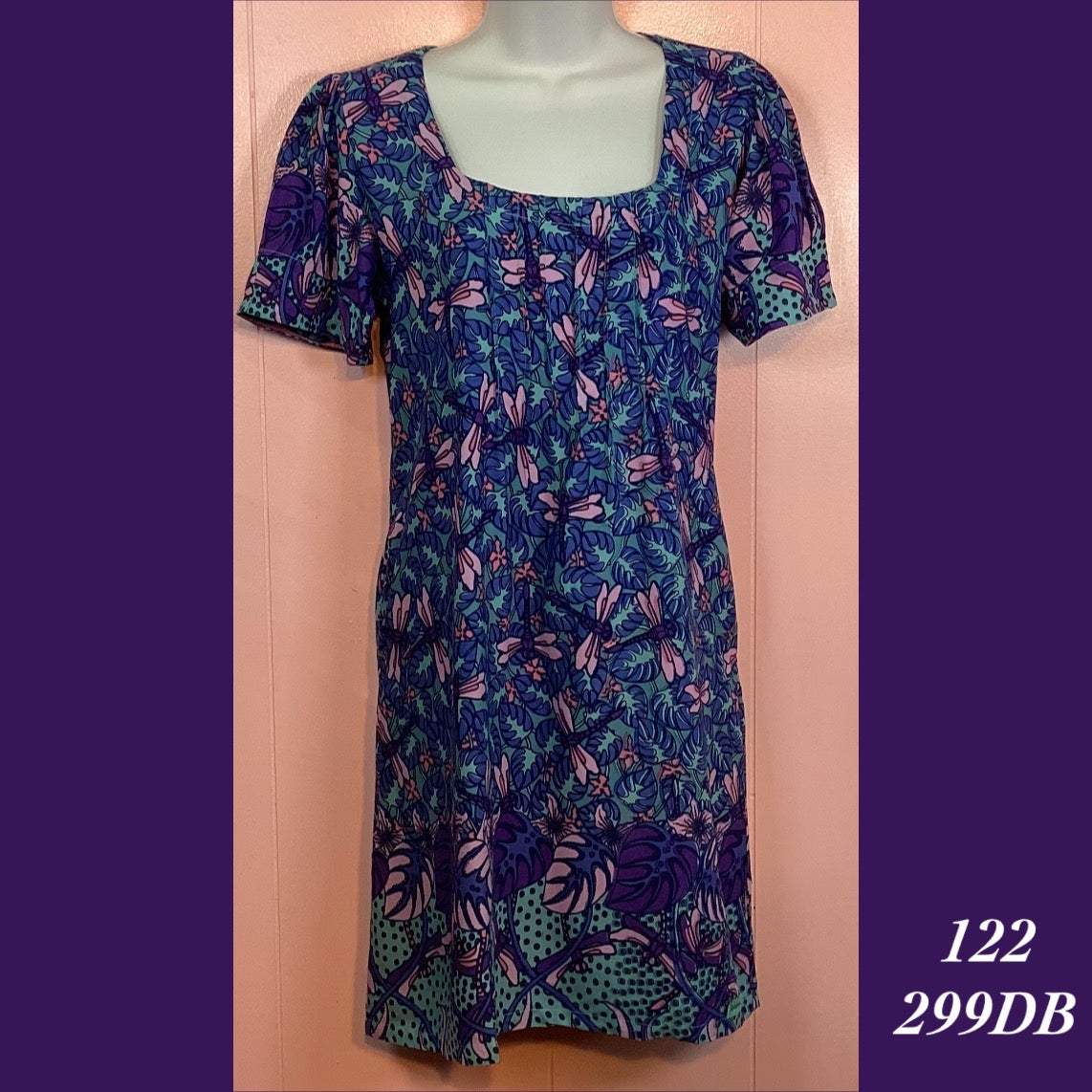 122 - 299DB , Pleated sleeved dress with pockets