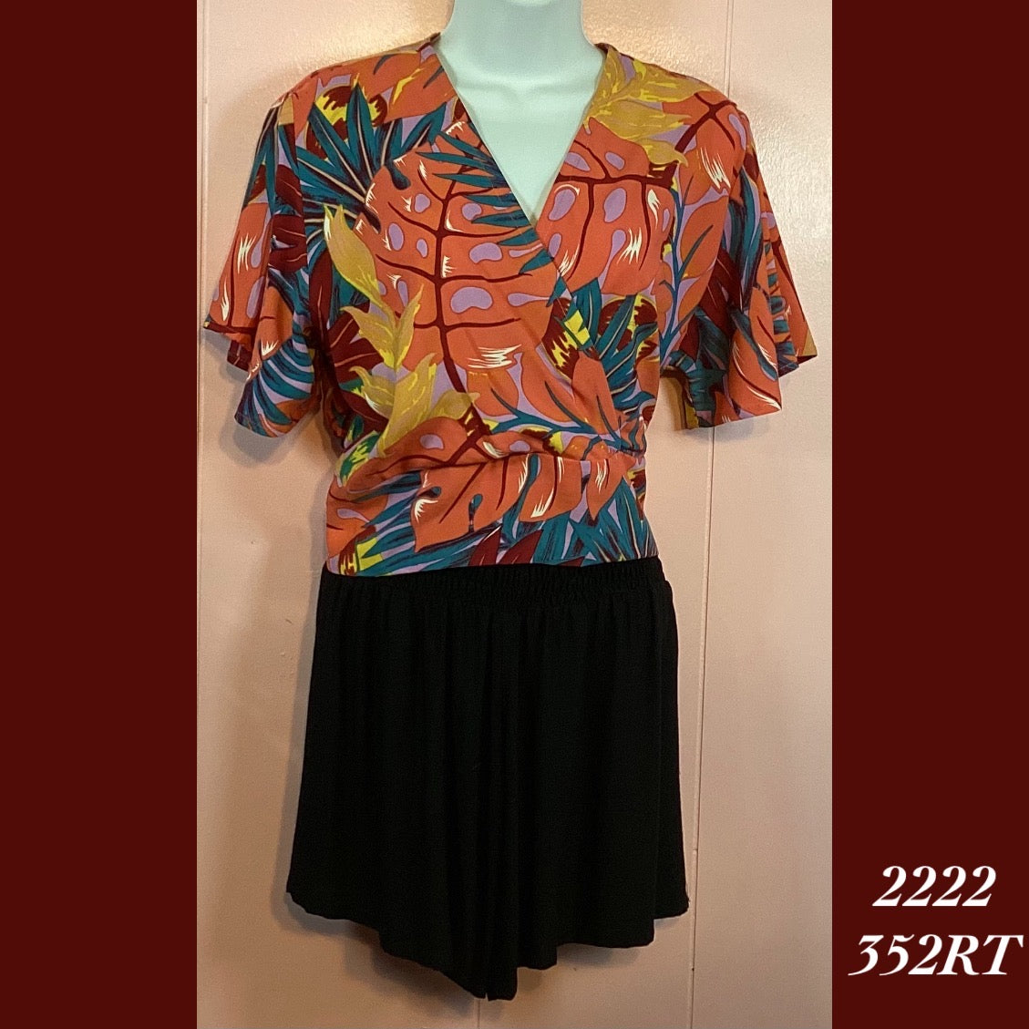 2222X -352RT , Bell sleeved cross front top plus size