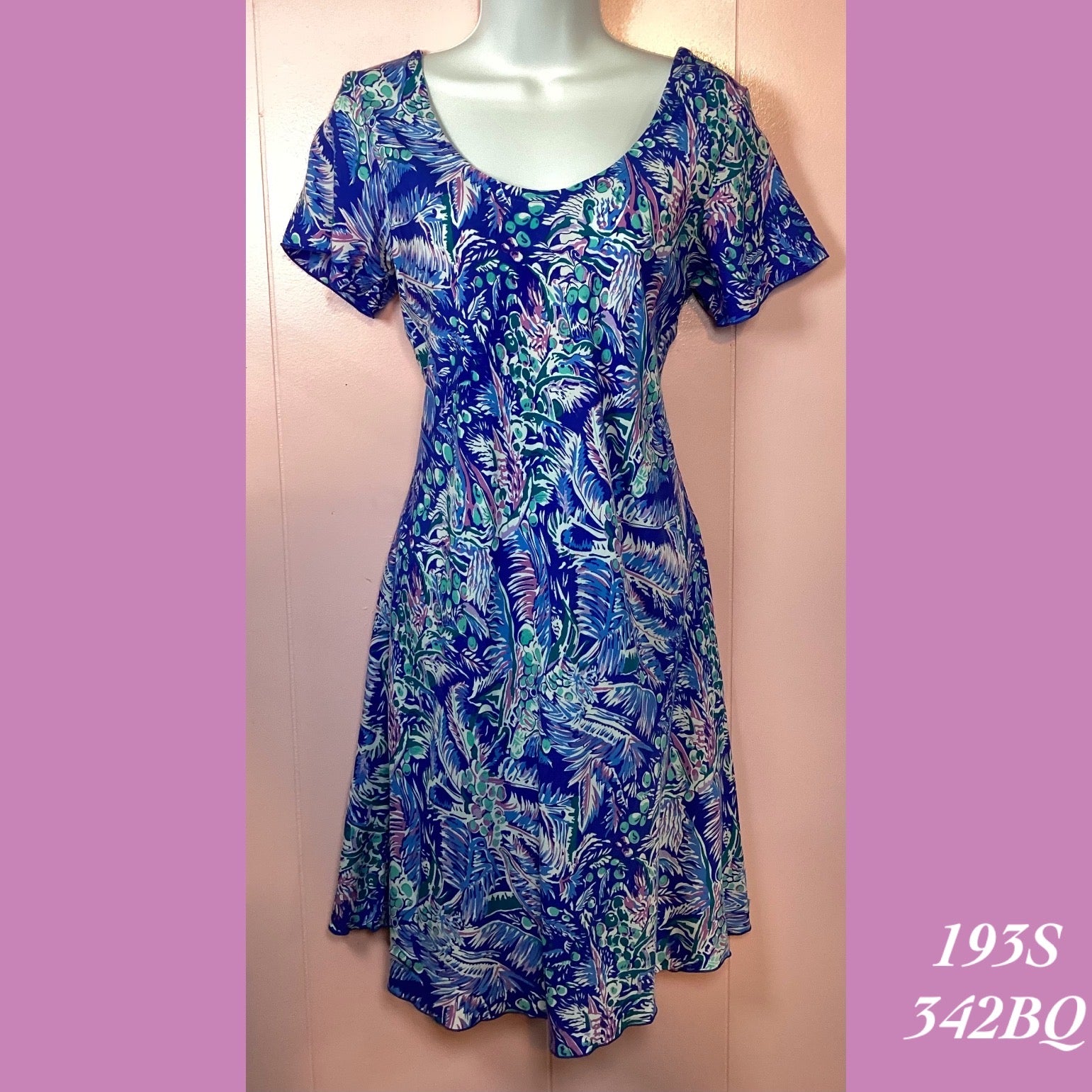 193S - 342BQ , Cap sleeved bias cut dress