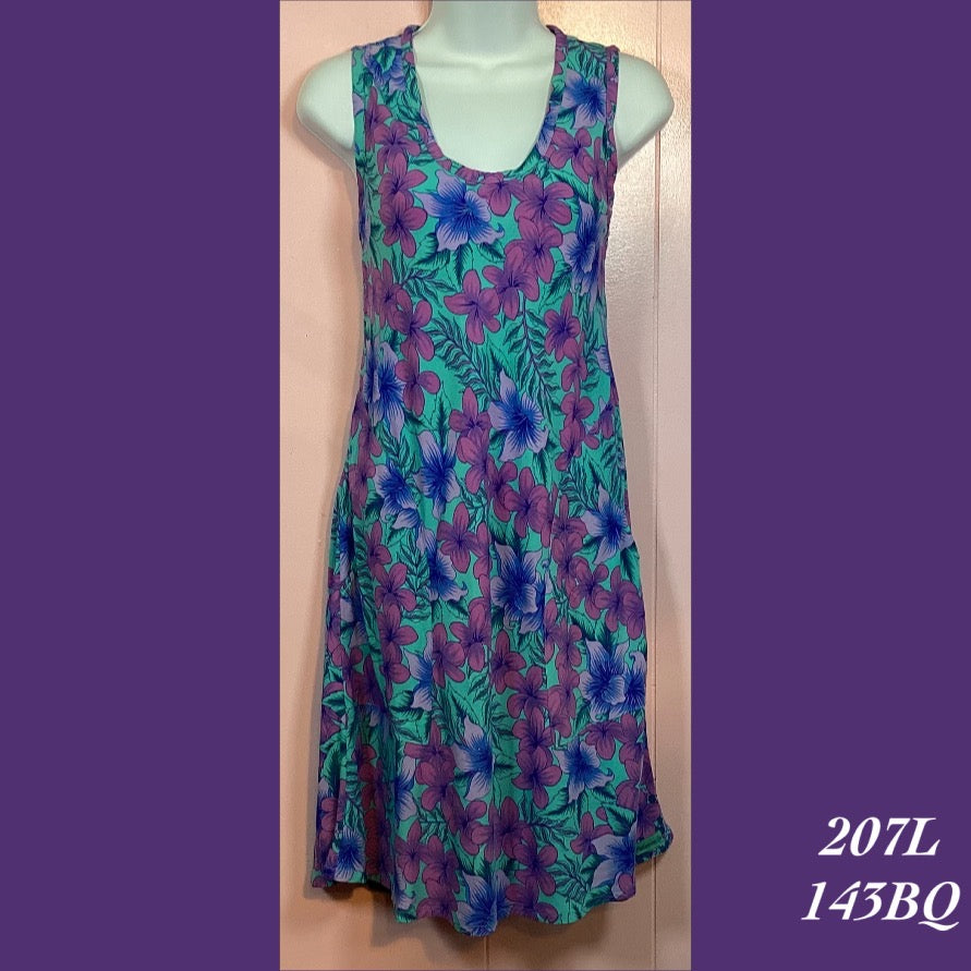 207L - 143BQ , Relaxed fit pocket dress