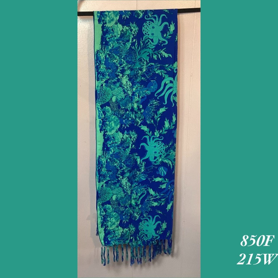 850F - 215W , Fringed scarf