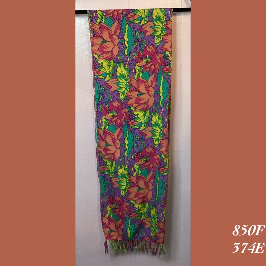 850F - 374E , Fringed scarf