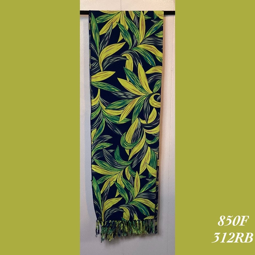 850F - 312RB , Fringed scarf