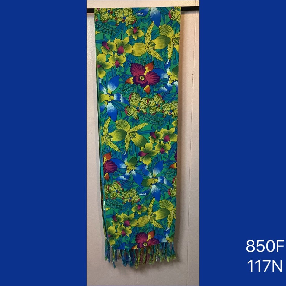 850F - 117N , Fringed scarf