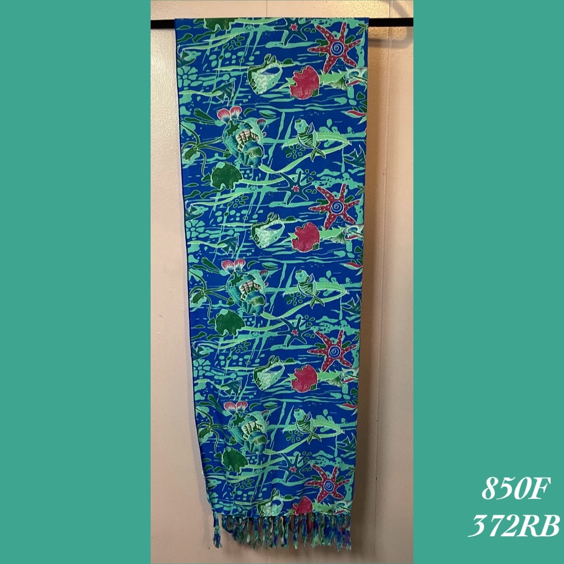 850F - 372RB , Fringed scarf