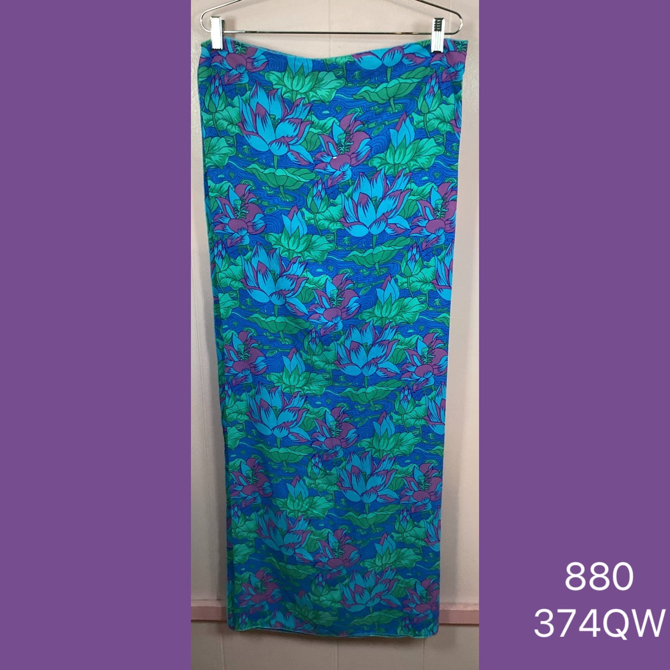 880 - 374QW , Sarong