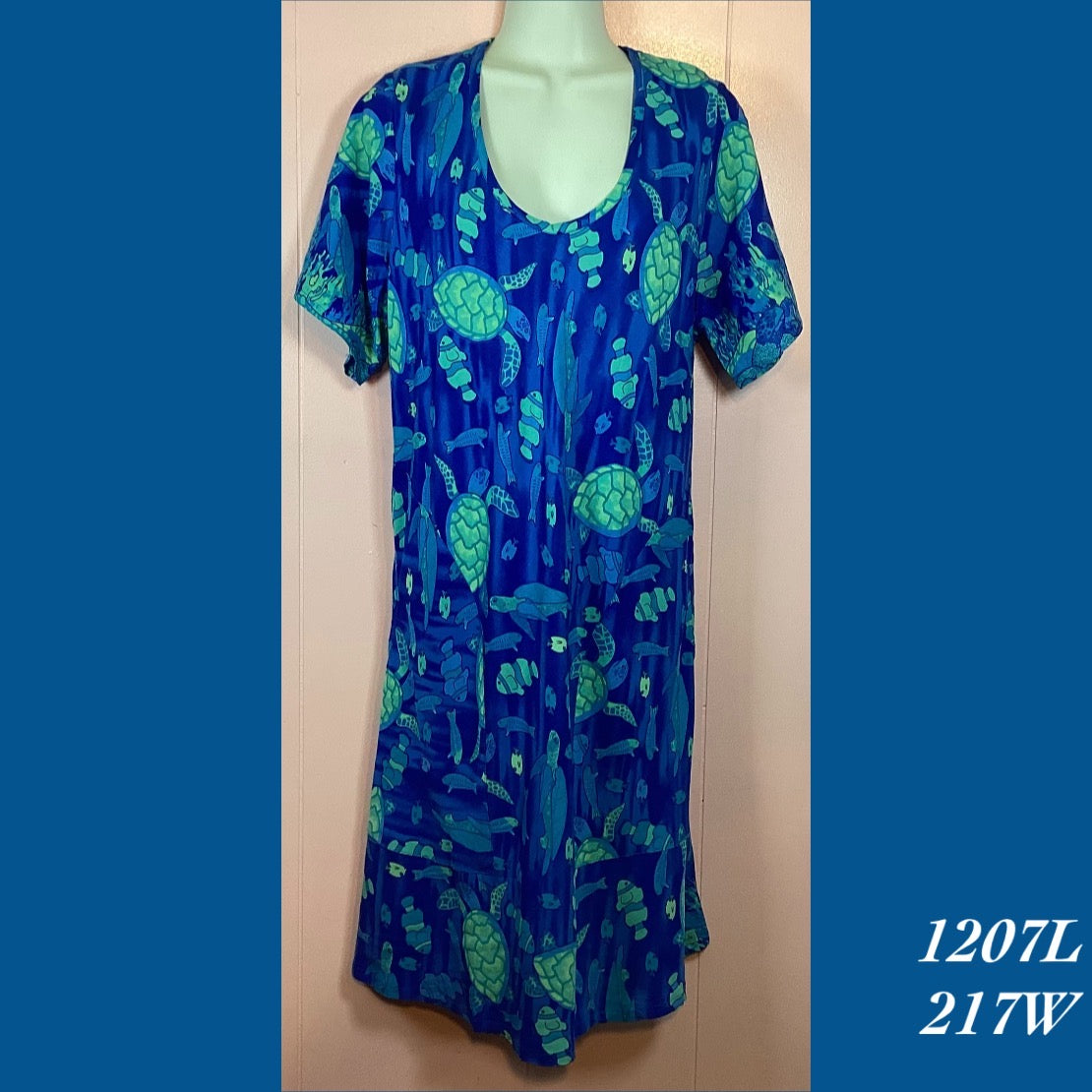 1207X - 217W , Relaxed fit pocket dress with sleeves plus size