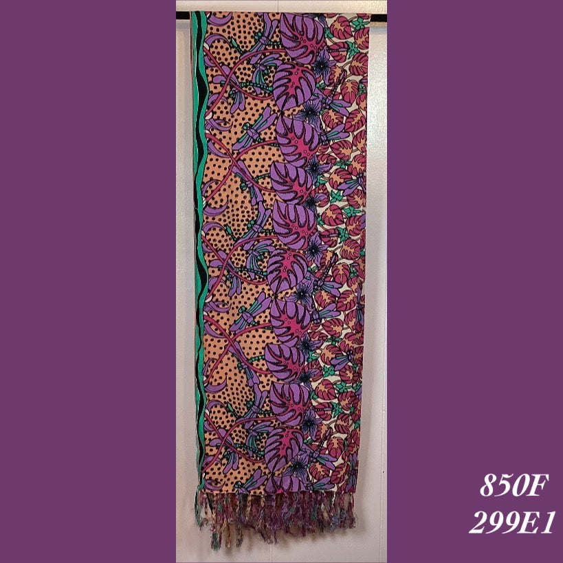 850F - 299E1 , Fringed scarf