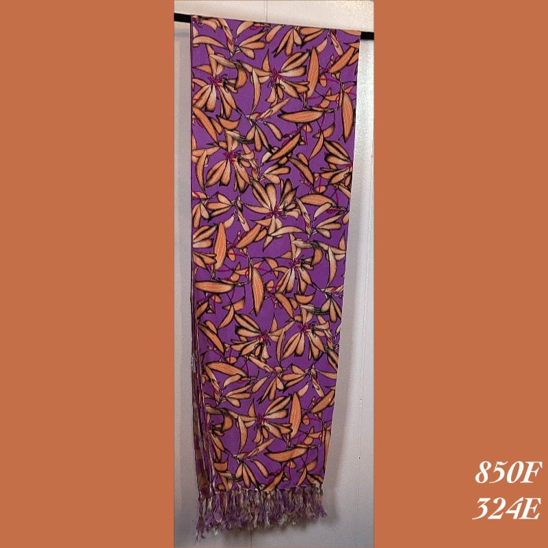 850F - 324E , Fringed scarf