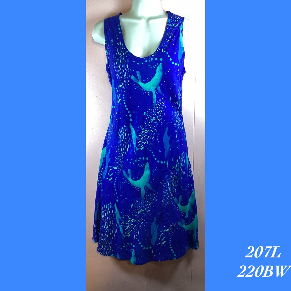 127- 220BW , Relaxed fit pocket dress