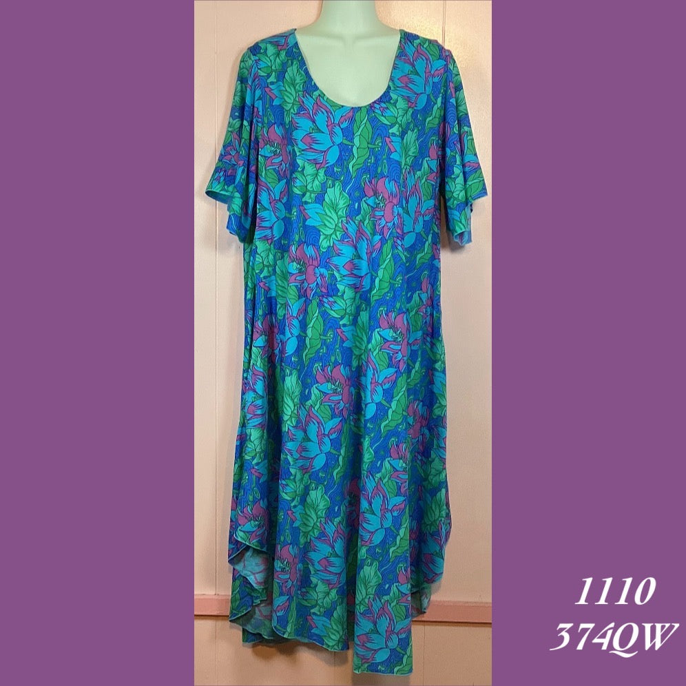 1110 - 374QW , Resort Dress with pockets and scalloped hemline and sleeves