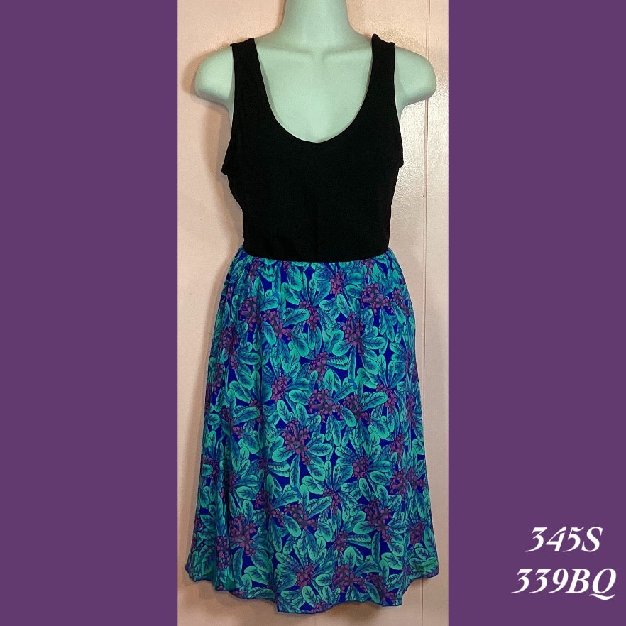 345S - 339BQ , Slinky skirt