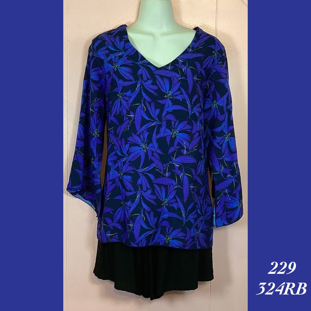 229 - 324RB , V neck tunic top with 3/4 sleeve
