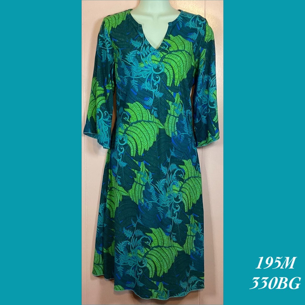 195MX - 330BG , 3/4 sleeve tunic dress tea length plus size