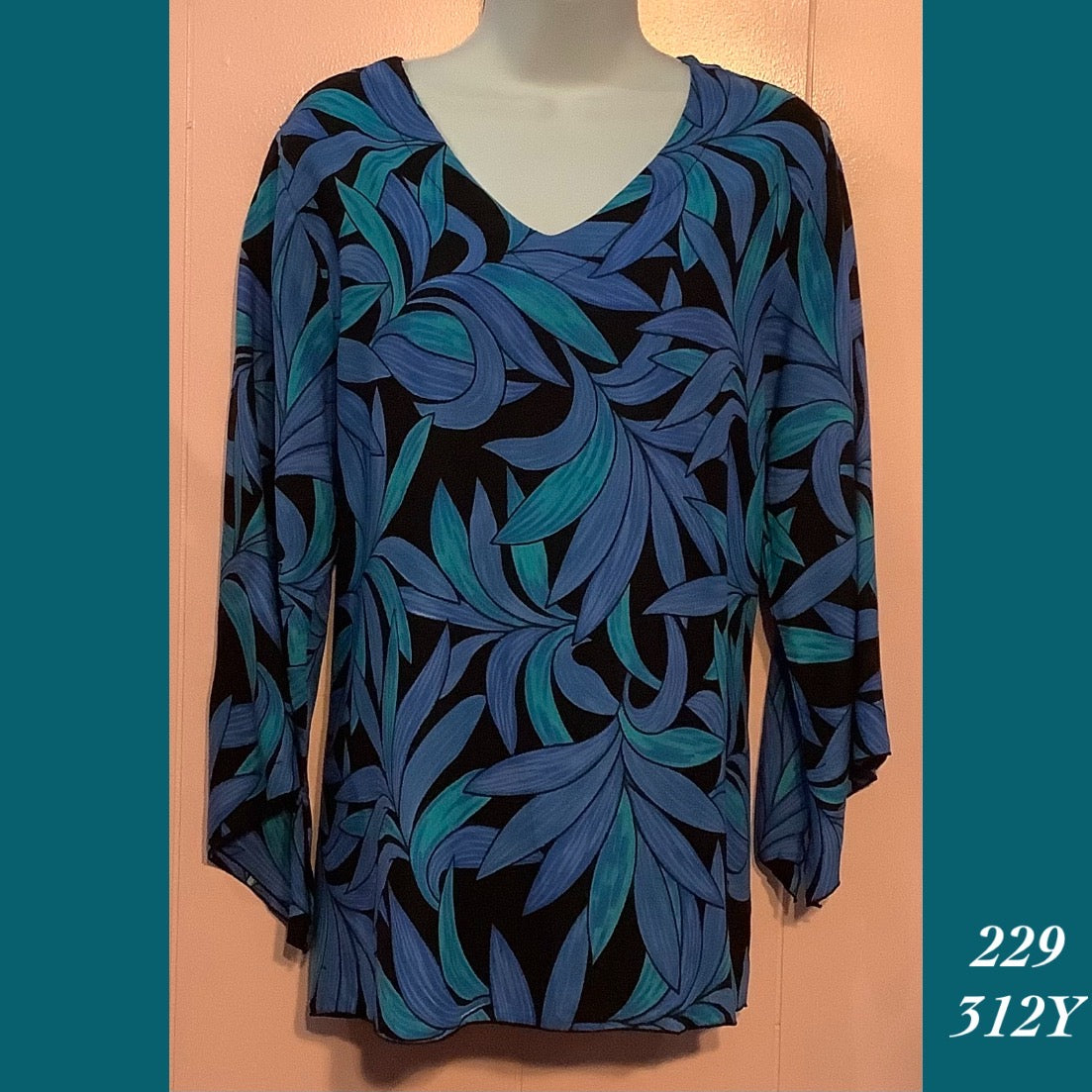 229 - 312Y , V neck tunic top