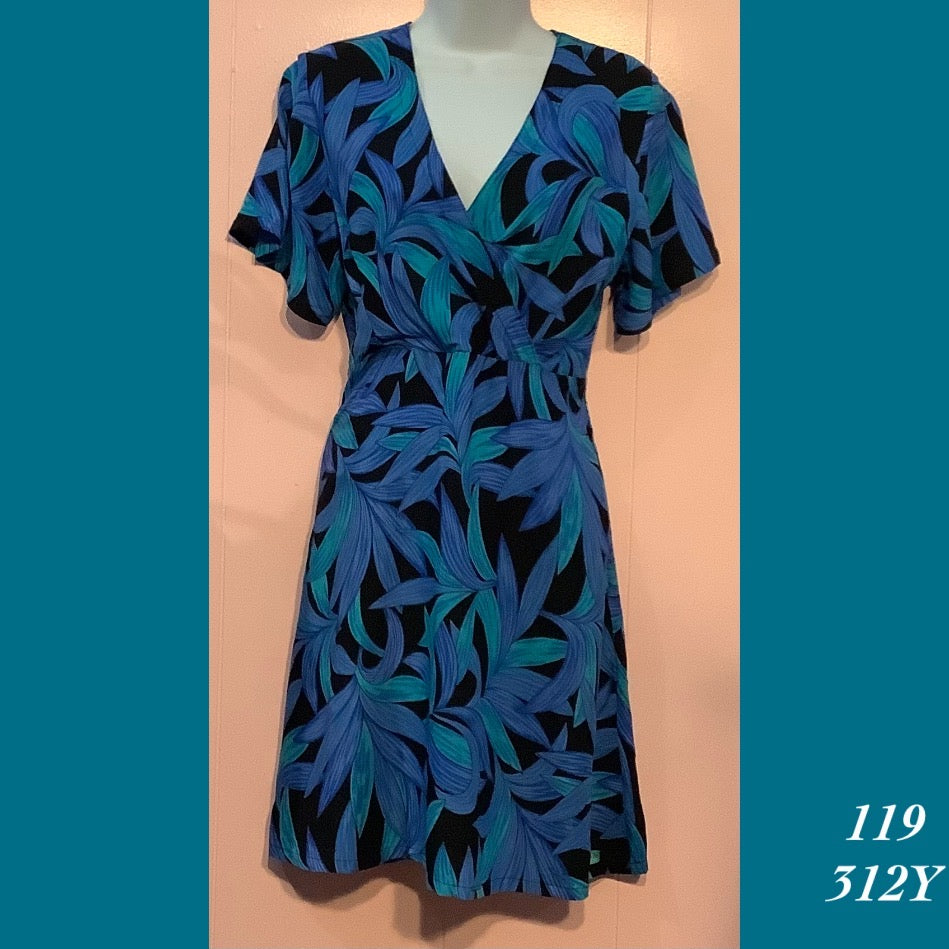 119 - 312Y , Sleeved cross front dress with pockets