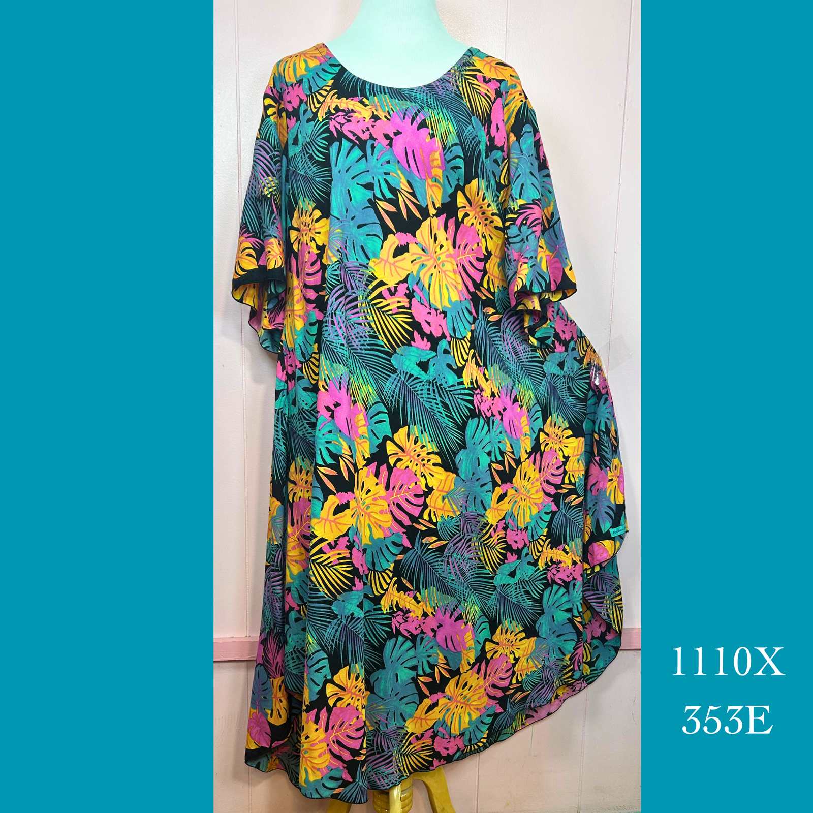 1110X- 353E , Plus Sized Resort Dress with Pockets and Sleeves
