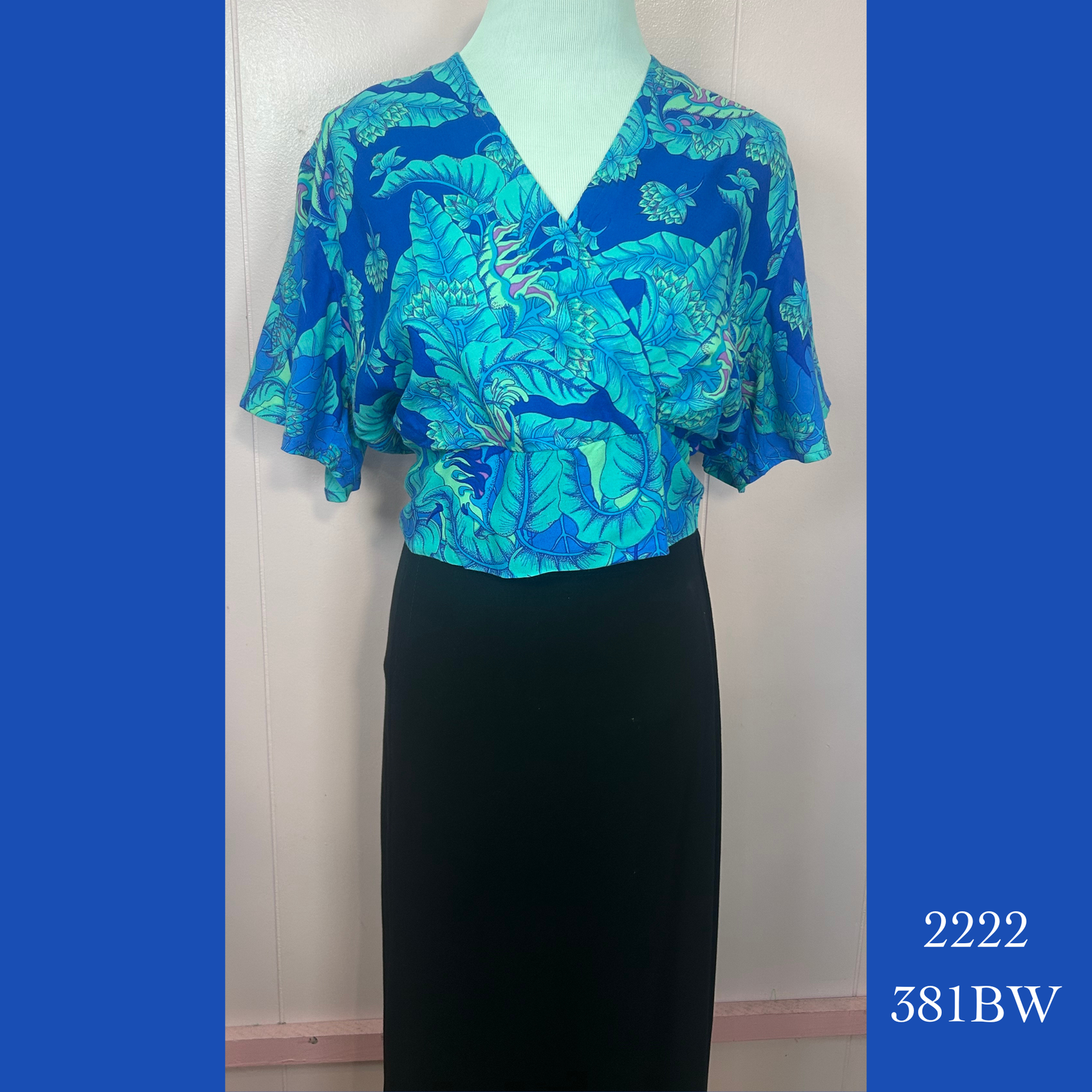 2222 - 381BW , Bell Sleeved Cross Front Top