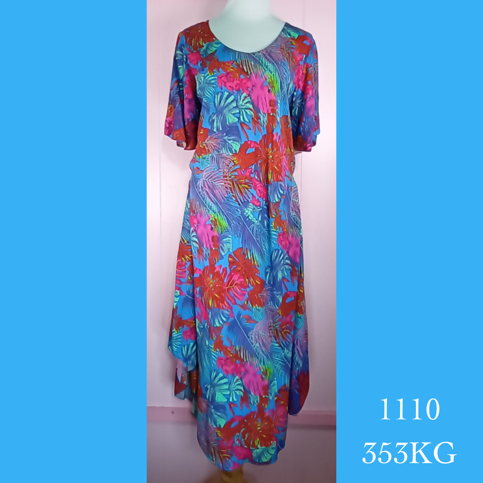 1110 - 353KG , Resort Dress with pockets and scalloped hemline and sleeves