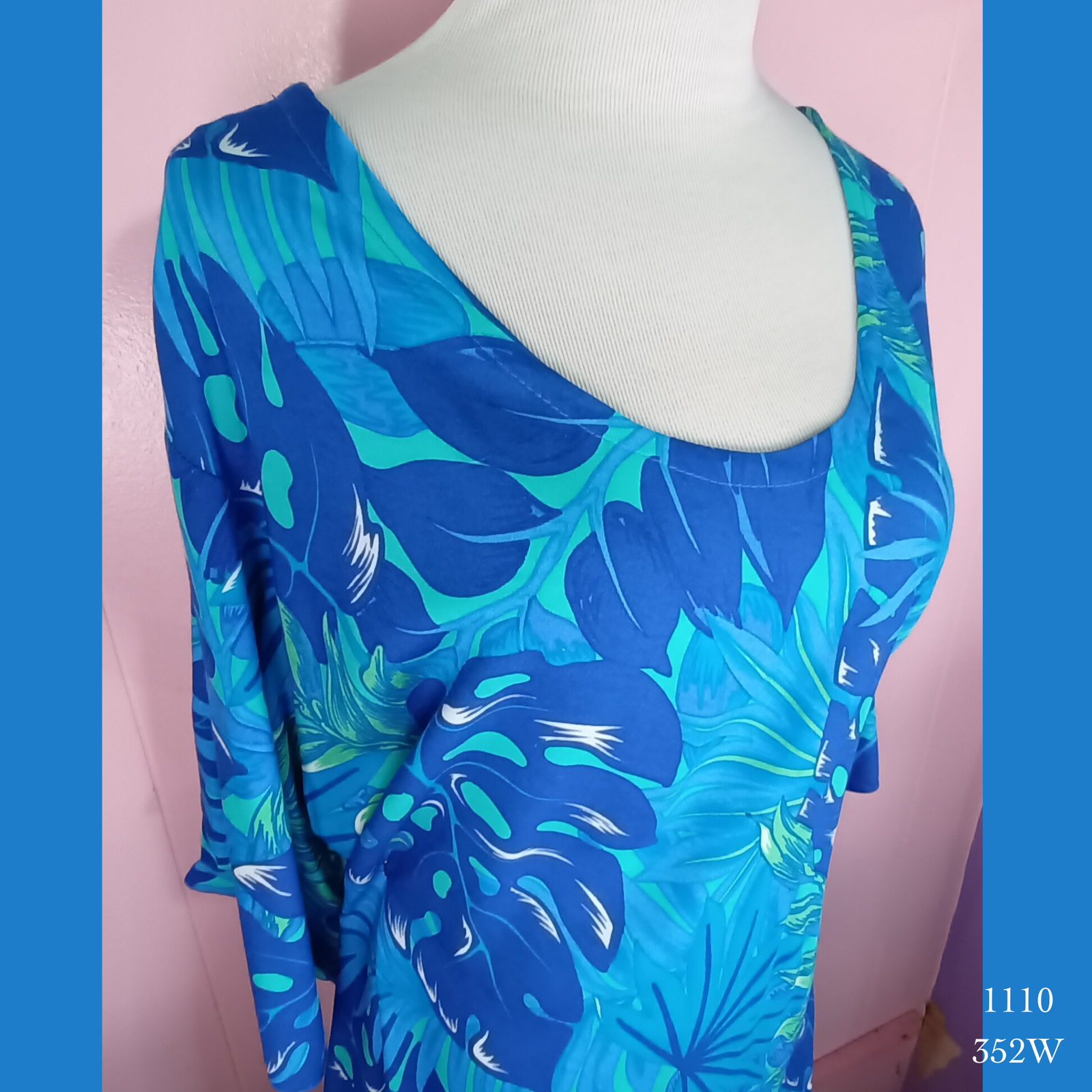 1110X - 352W , Resort Dress with pockets and scalloped hemline and sleeves Plus Size