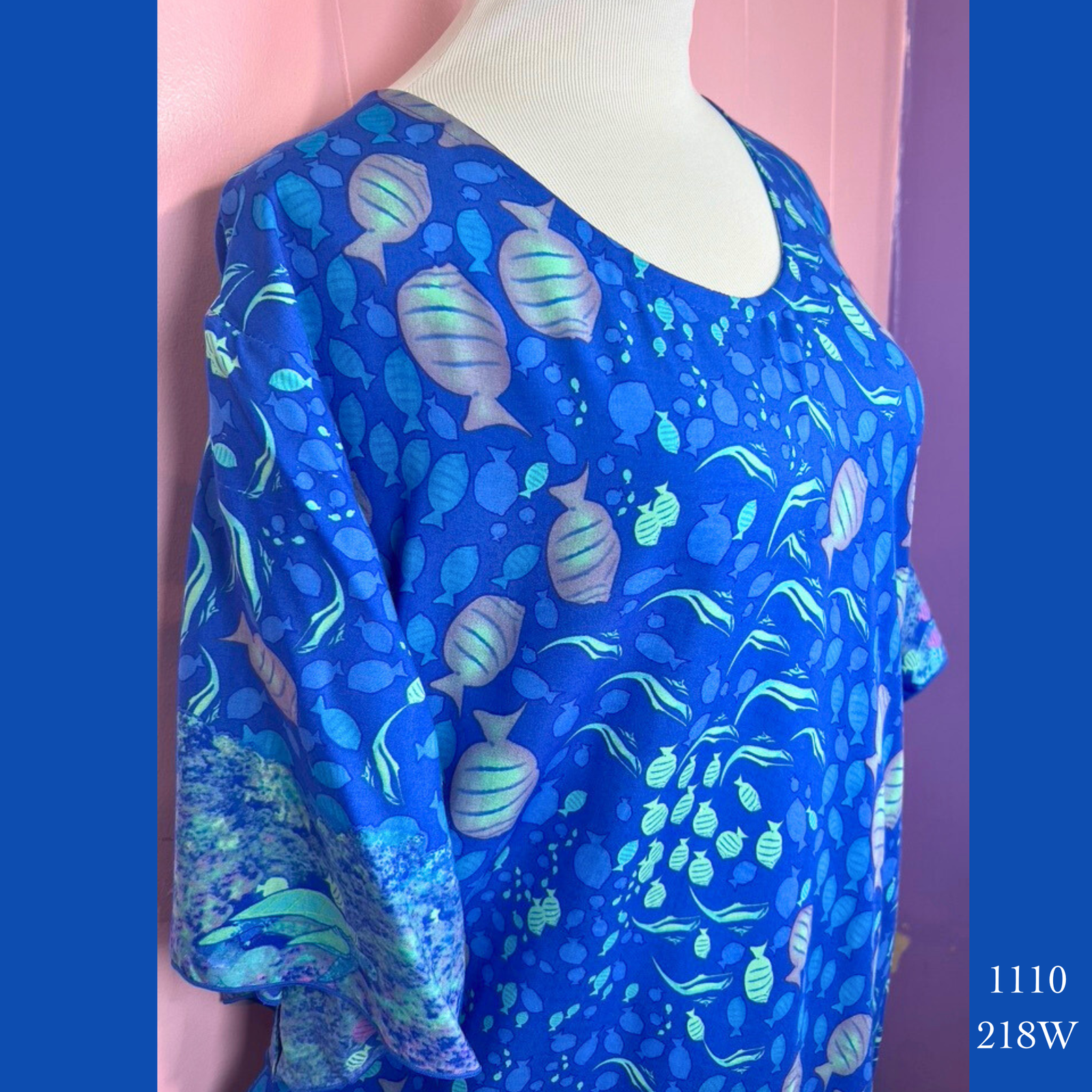 1110X - 218W , Resort Dress with pockets and scalloped hemline and sleeves Plus Size