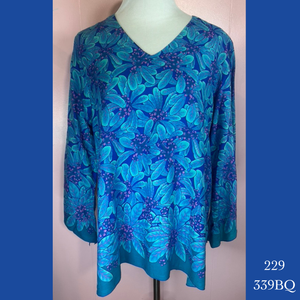 229 - 339BQ , V neck tunic top with 3/4 sleeve