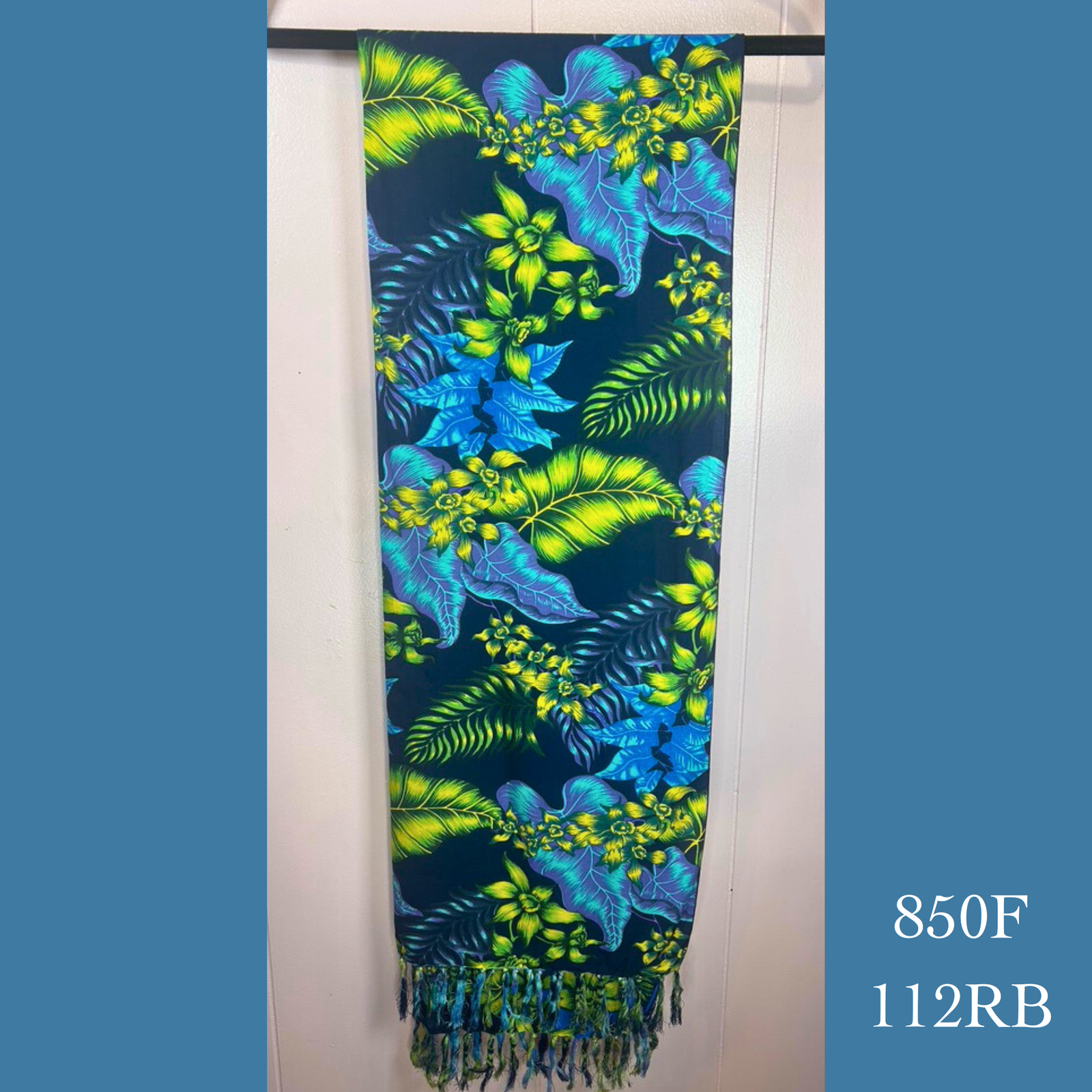850F - 112RB , Fringed scarf