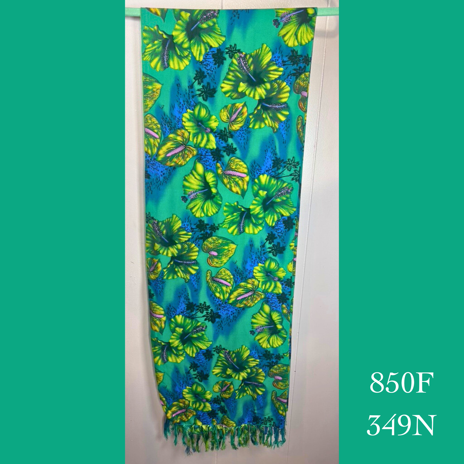 850F - 349N , Fringed scarf