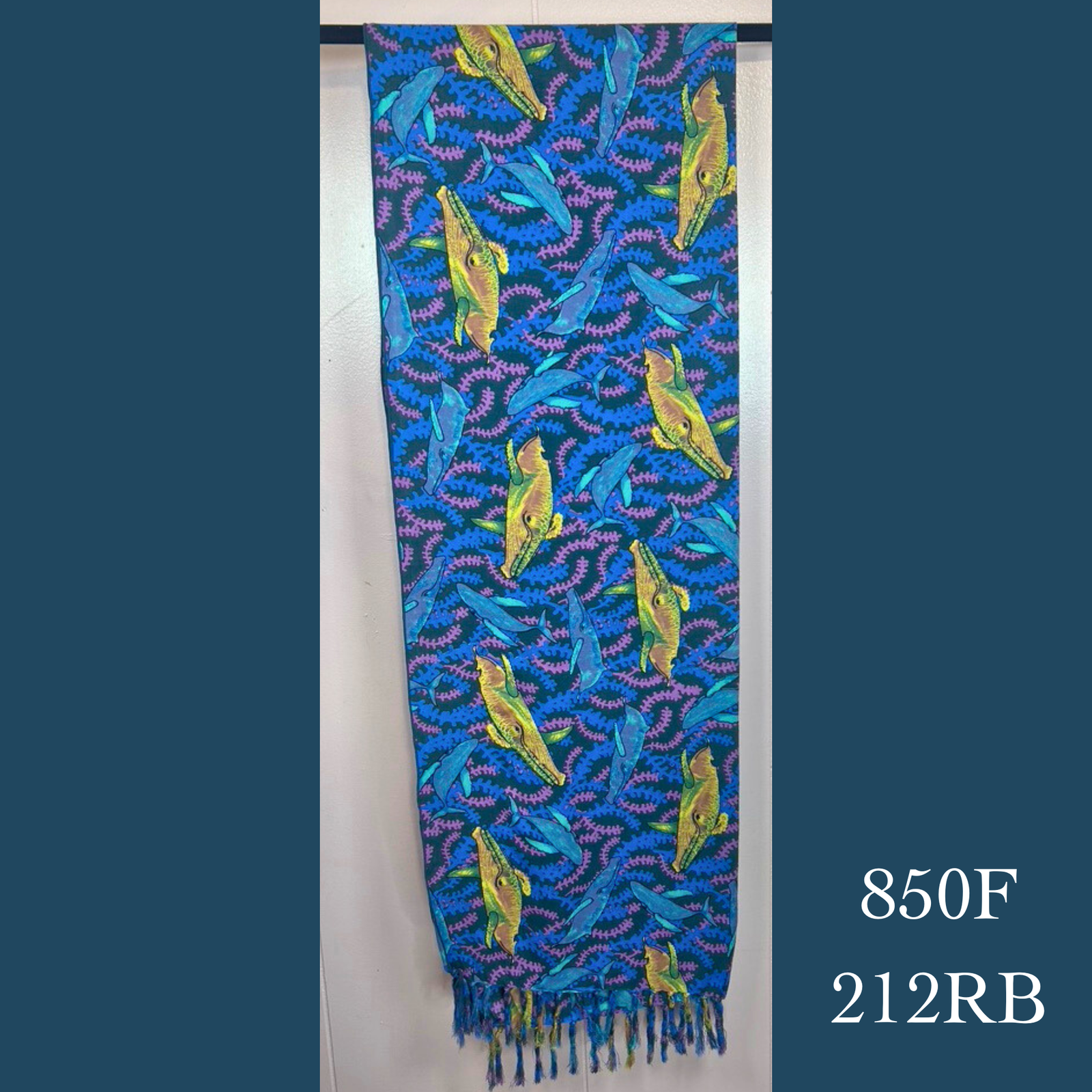 850F - 212RB , Fringed scarf