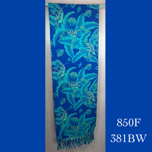 850F - 381BW , Fringed scarf
