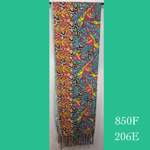 850F - 206E, Fringed scarf