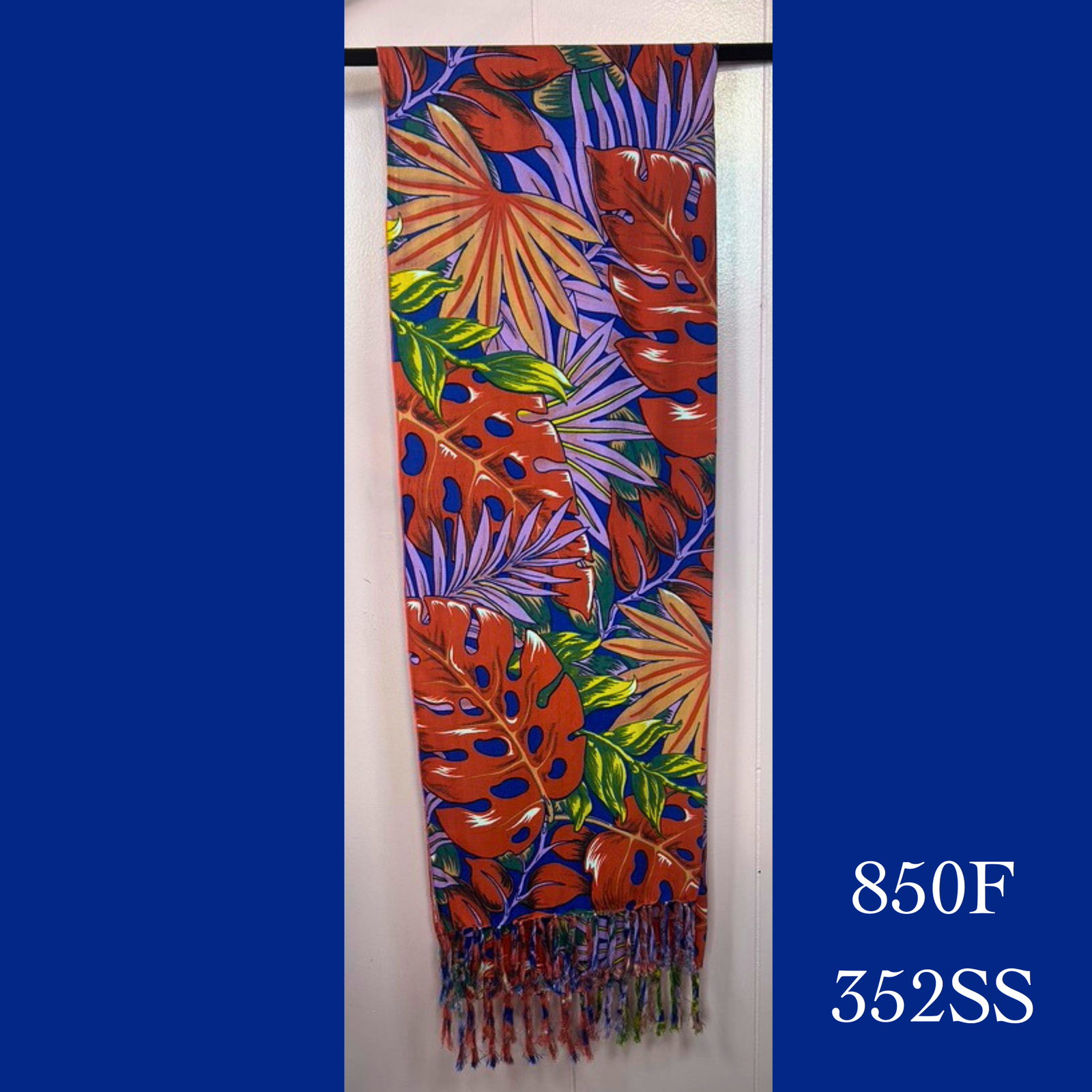 850F - 352SS , Fringed scarf
