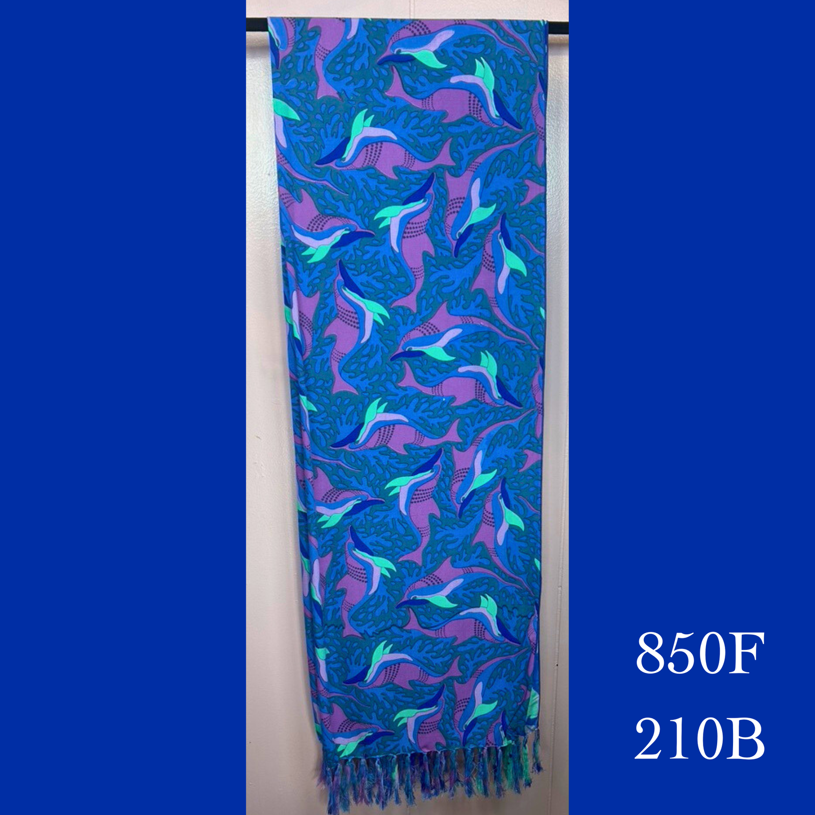 850F - 210B , Fringed scarf