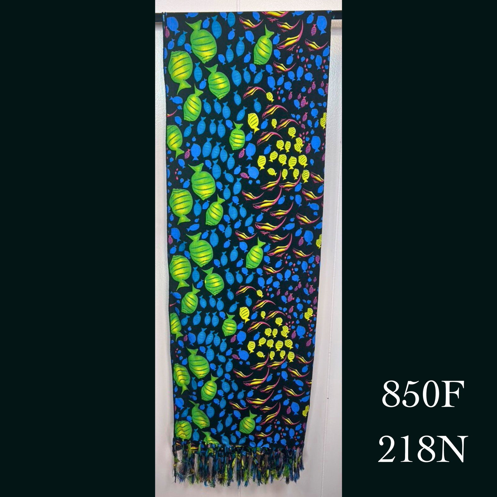 850F - 218N , Fringed scarf