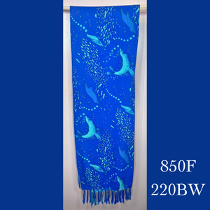 850F - 220BW , Fringed scarf