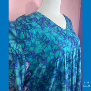 1128 - 336Q2, Pleated Caftan Rounded Bottom with Pockets