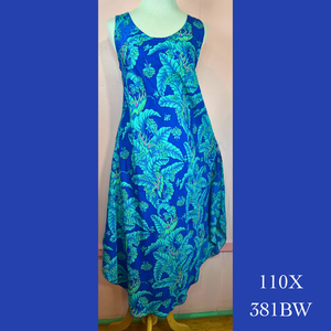 110X - 381BW , Plus Size Resort Dress with Pockets