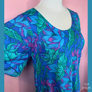 1110 - 374QW , Resort Dress with Sleeves and Pockets