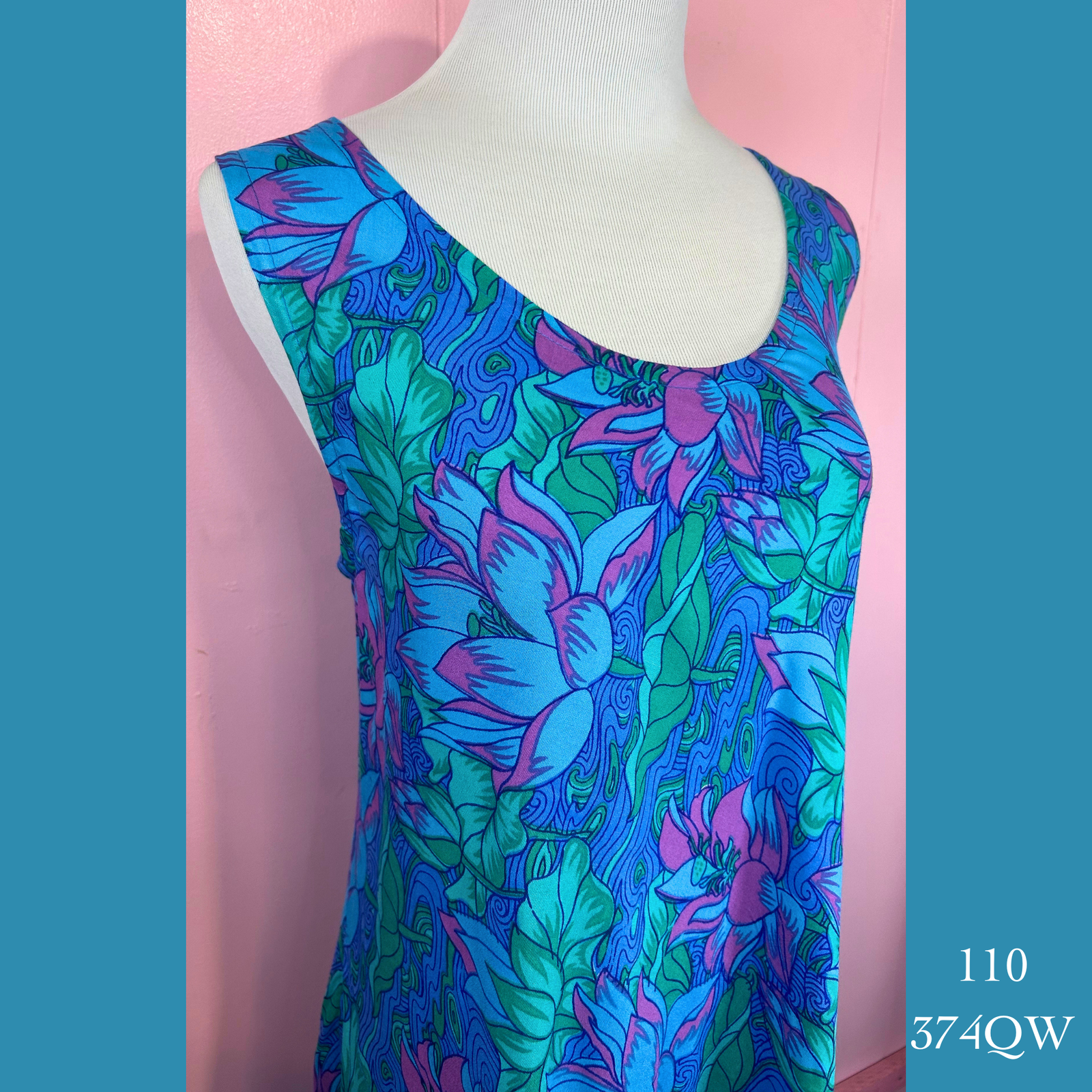 110 - 374QW , Resort Dress with Pockets