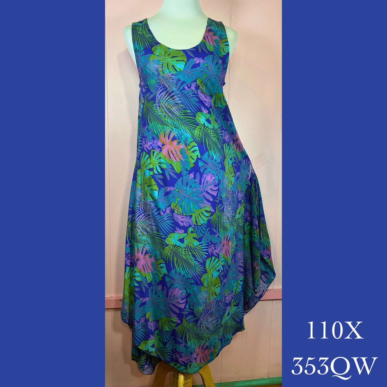 110X - 353QW , Plus Size Resort Dress with Pockets
