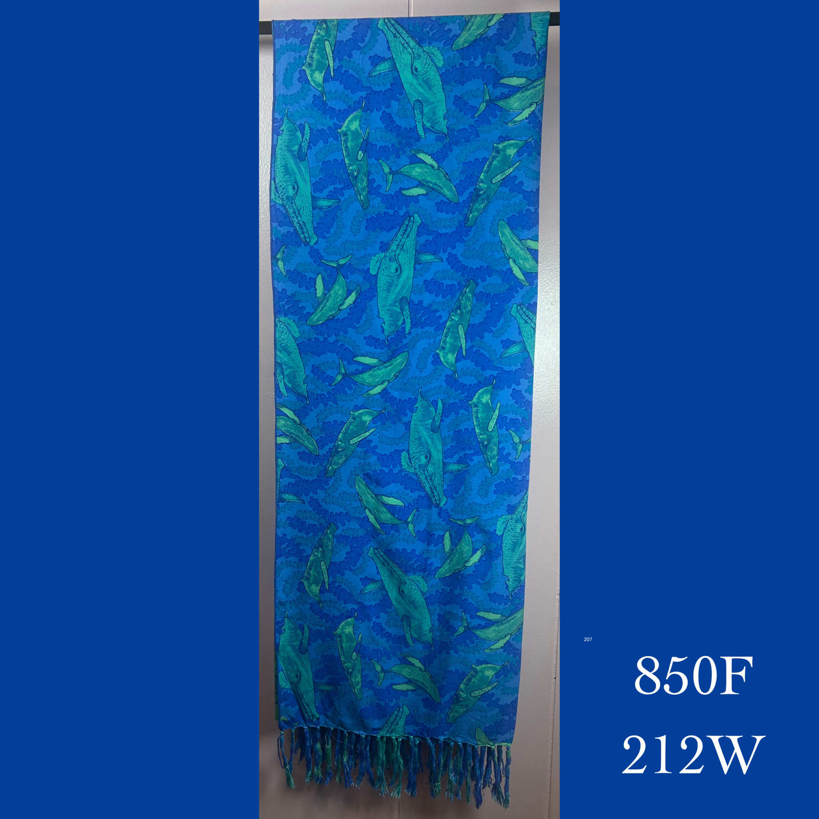 850F - 212W , Fringed scarf