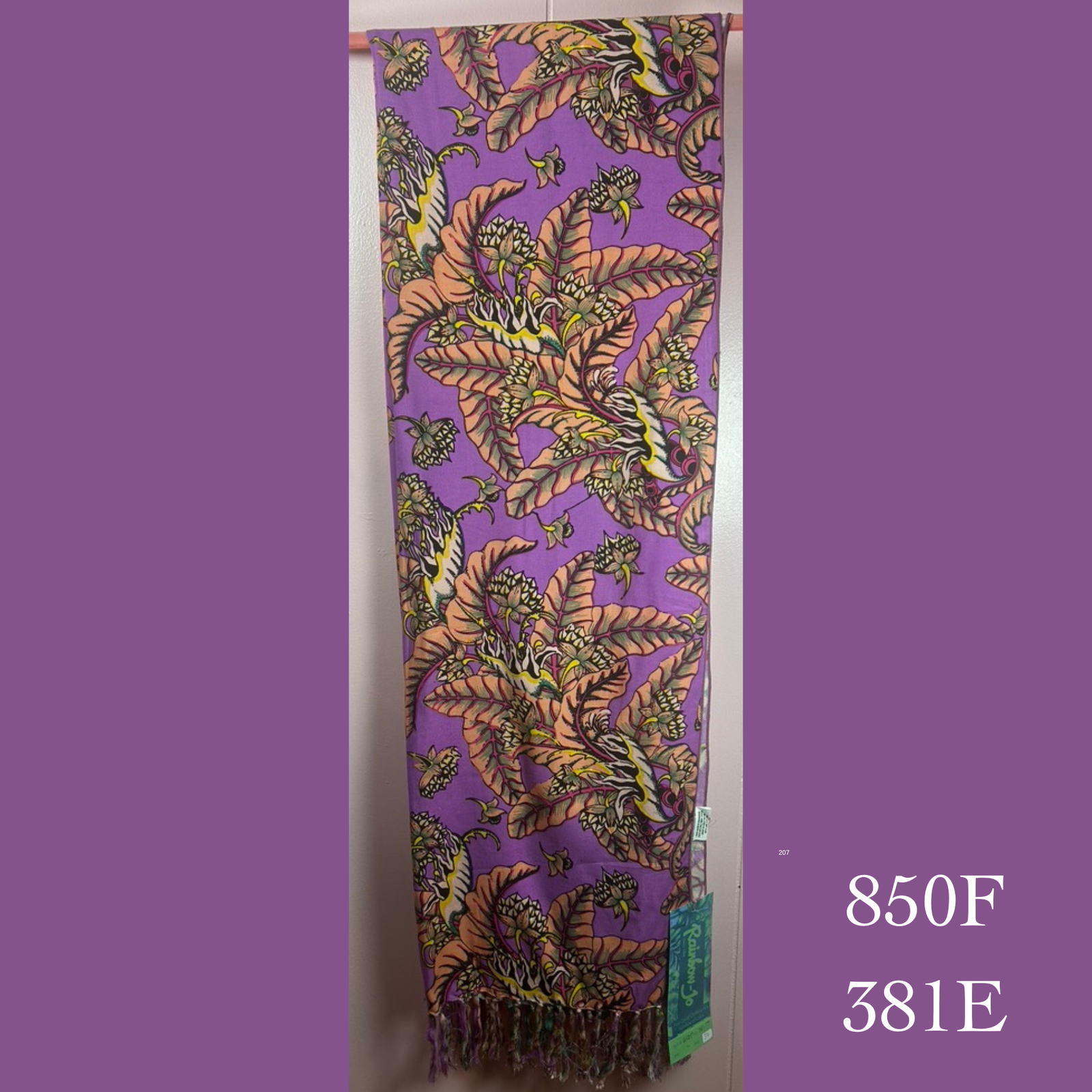 850F - 381E , Fringed scarf