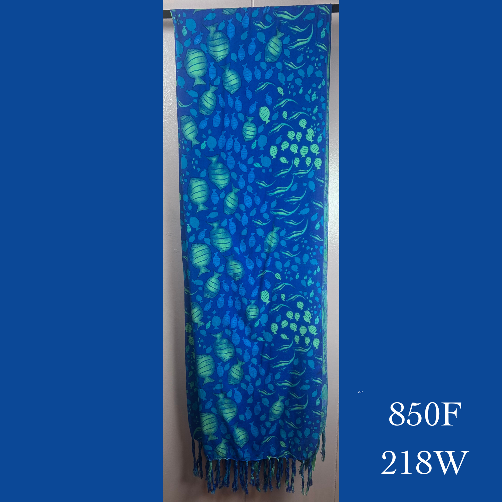 850F - 218W , Fringed scarf